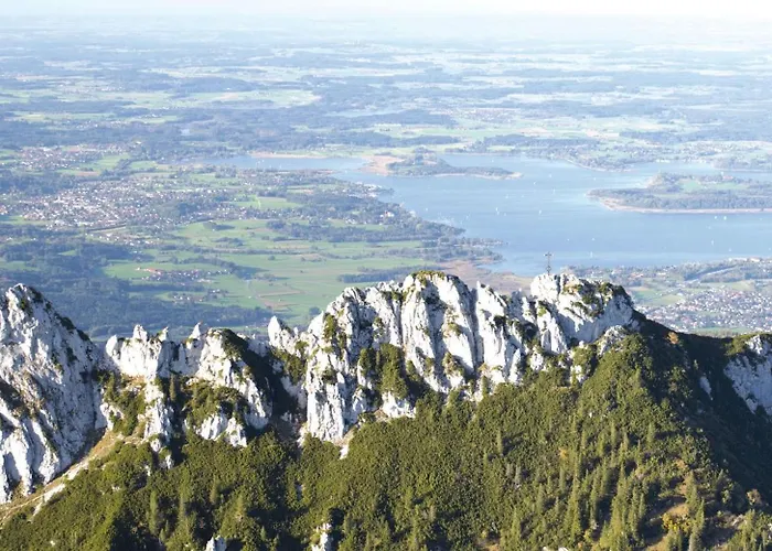 Uniqe I 95qm I Bergblick I Garten I Bbq I Seenah *